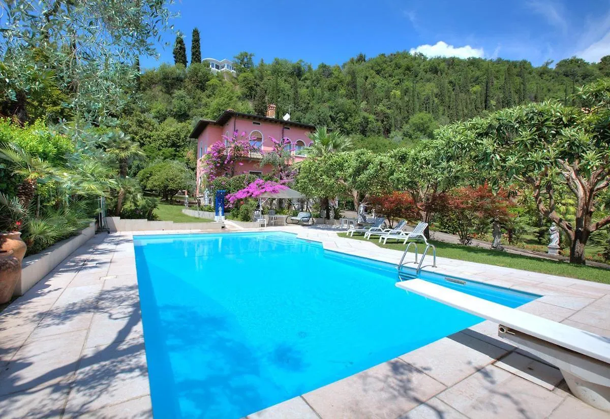 Villa Lou Toscolano-Maderno