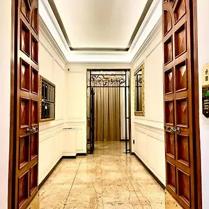 Piazza Di Spagna Prestige Petit Roma